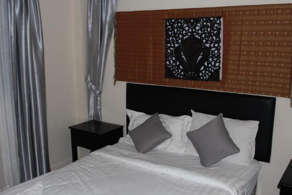 โรงแมนาคา อังกอร์ Hotel เสียมราฐ ภายนอก รูปภาพ