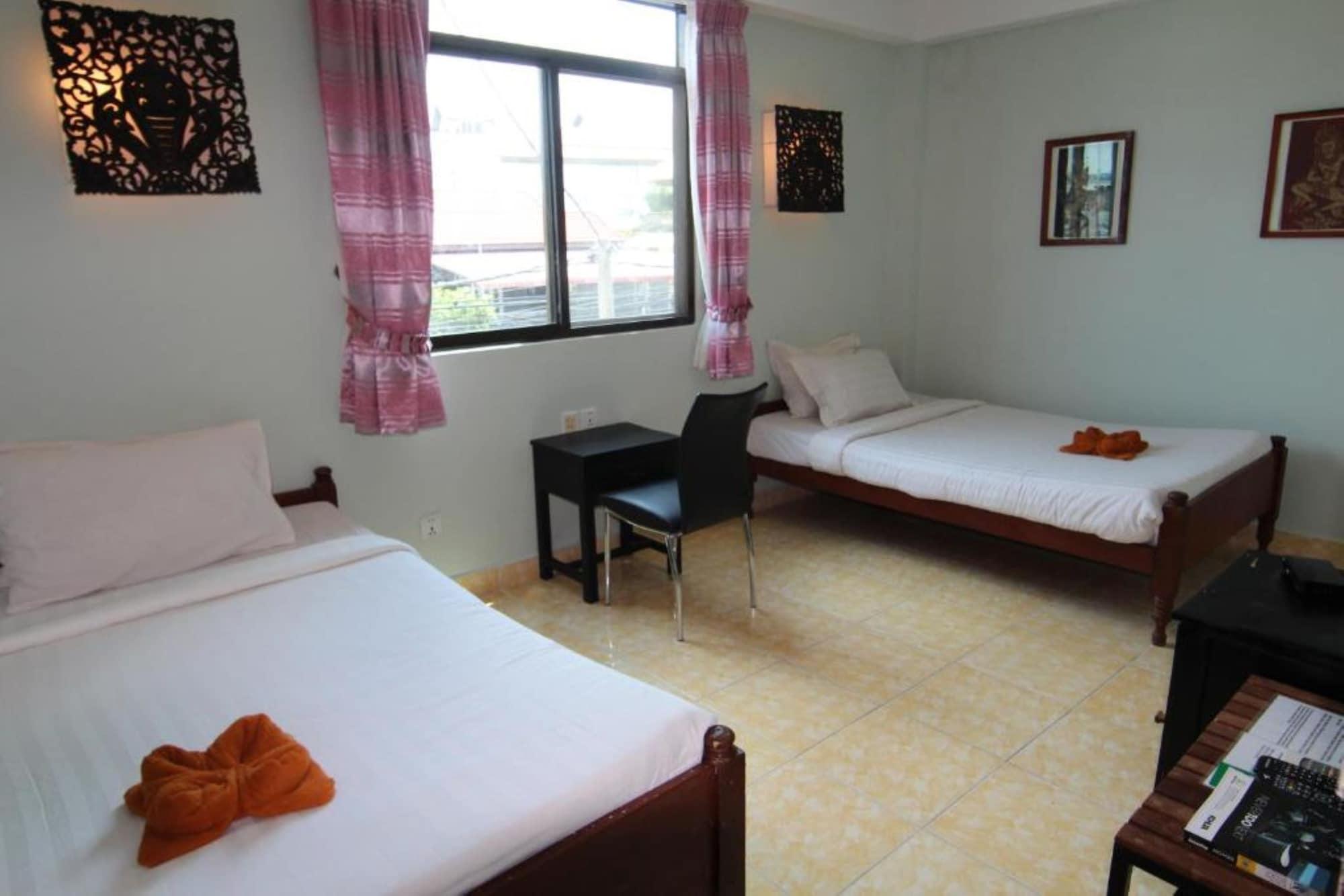 โรงแมนาคา อังกอร์ Hotel เสียมราฐ ภายนอก รูปภาพ