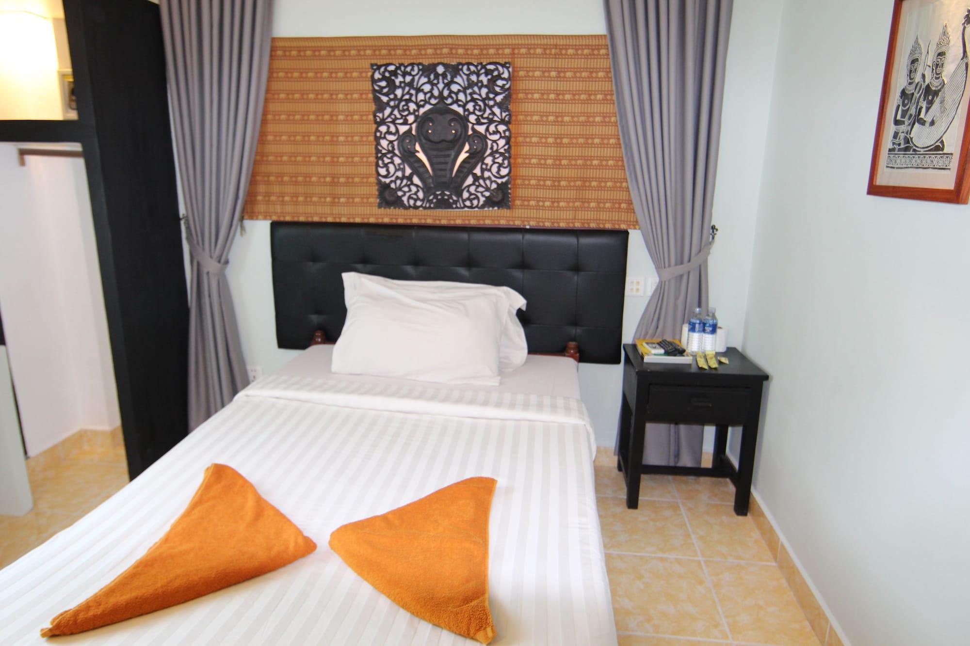 โรงแมนาคา อังกอร์ Hotel เสียมราฐ ภายนอก รูปภาพ