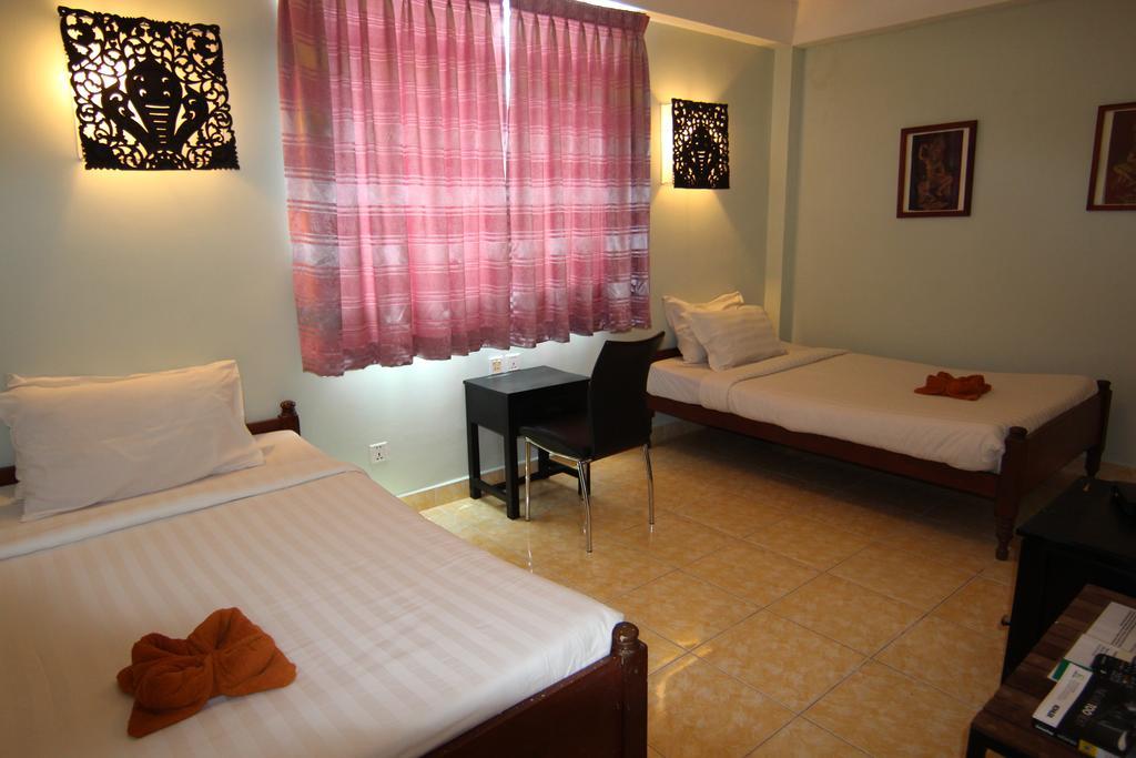 โรงแมนาคา อังกอร์ Hotel เสียมราฐ ภายนอก รูปภาพ