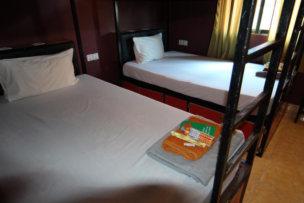 โรงแมนาคา อังกอร์ Hotel เสียมราฐ ภายนอก รูปภาพ