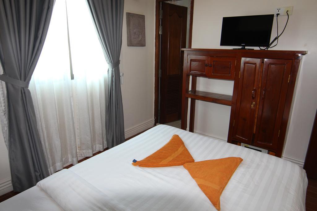 โรงแมนาคา อังกอร์ Hotel เสียมราฐ ภายนอก รูปภาพ
