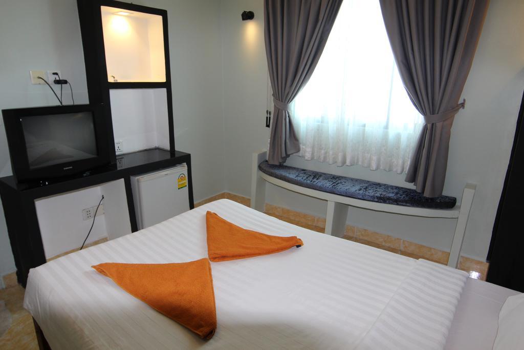 โรงแมนาคา อังกอร์ Hotel เสียมราฐ ภายนอก รูปภาพ