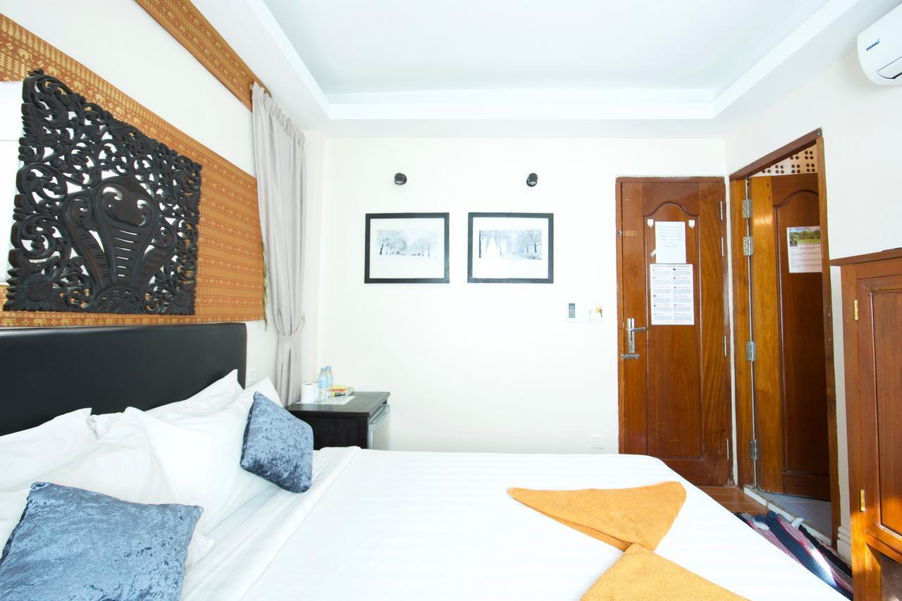 โรงแมนาคา อังกอร์ Hotel เสียมราฐ ภายนอก รูปภาพ